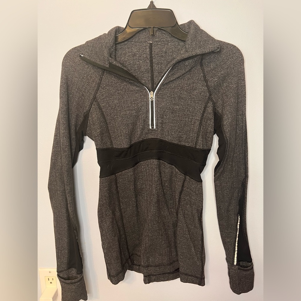 Lulu Lemon quarter zip, breathable, used.